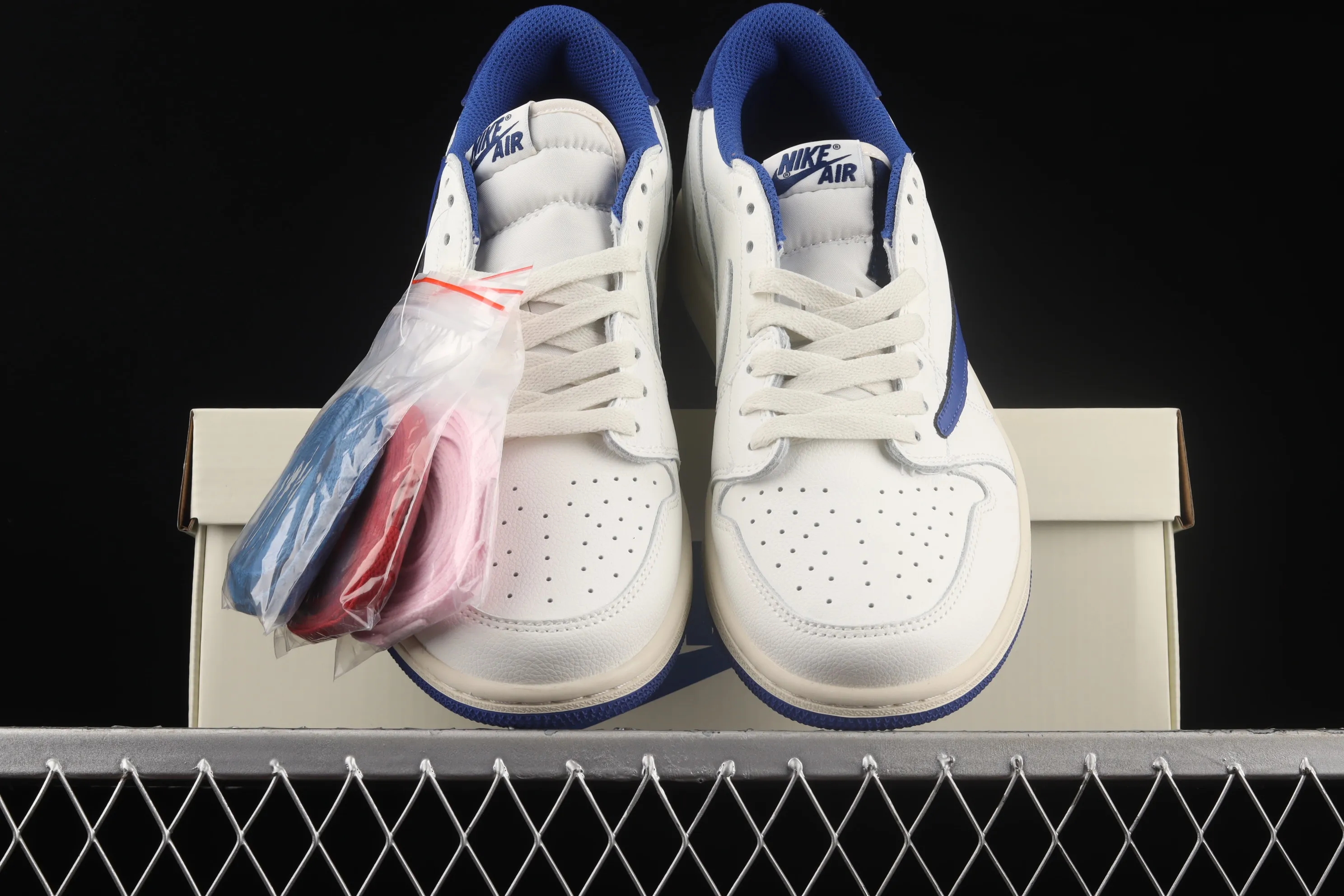 All categories Air Jordan Jordan series basketball shoes Air Jordan 1 Low Travis Scott x Air Jordan 1 Low AJ1 Joe 1 white and blue inverted low-top cultural sneakers DM7866-166